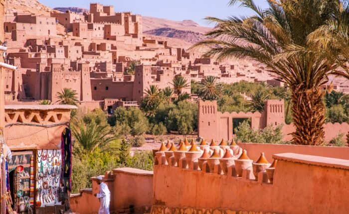 Tour di 4 Giorni da Fes a Marrakech nel Deserto