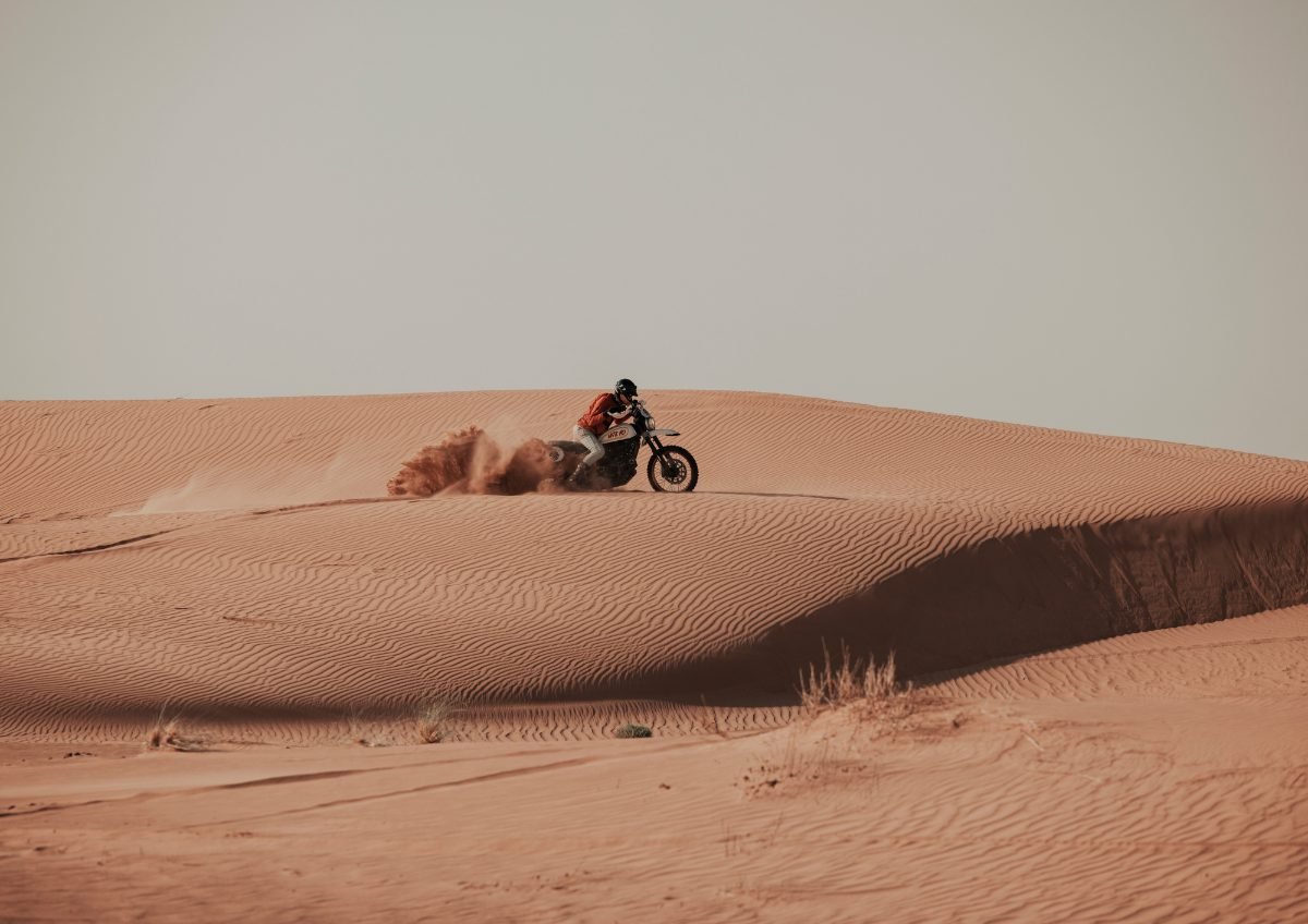 Viaggio Deserto Marocco Cielo Stellato nel Sahara nel deserto del Sahara marocchino vicino a Merzouga, tour ed escursioni in Marocco con Esplora il Marocco.